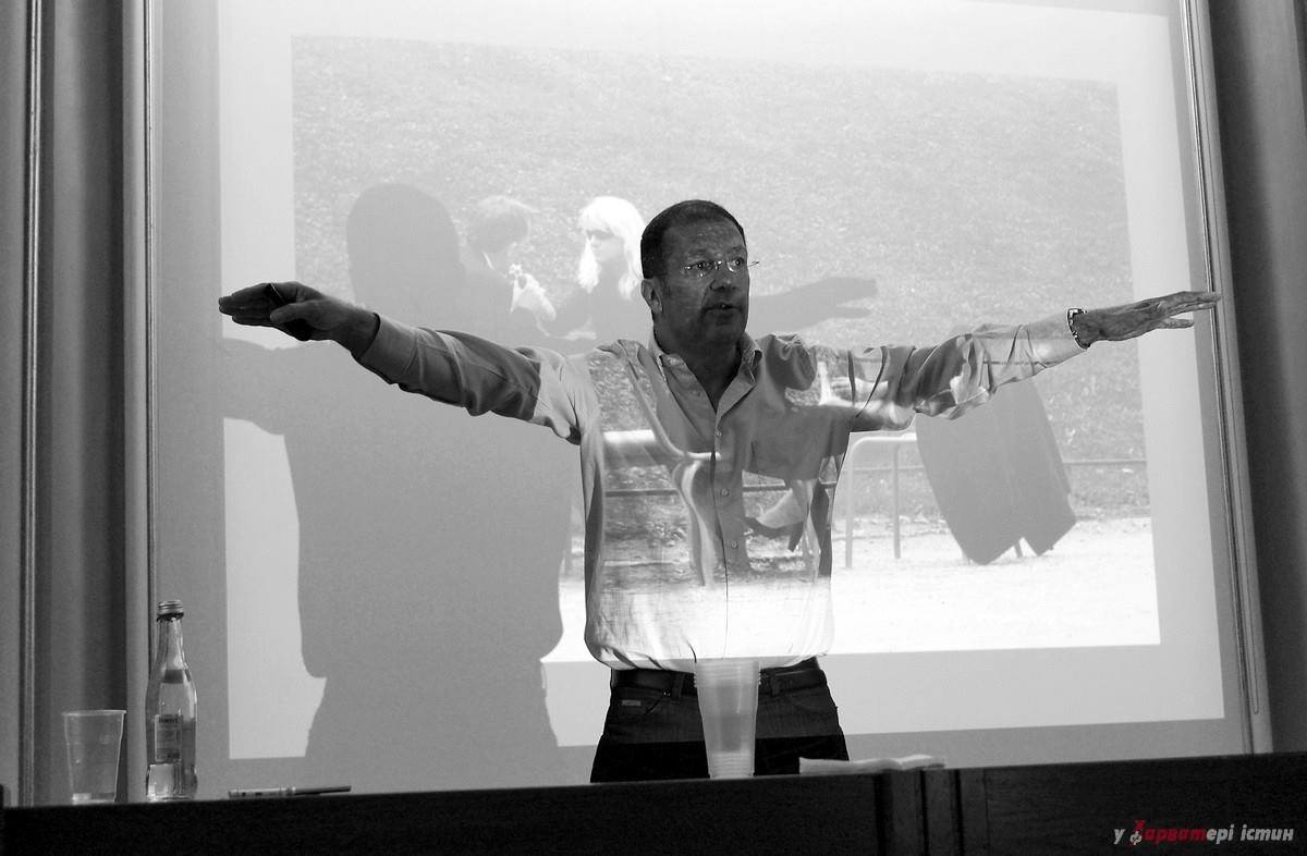 Lecture on "Composition in Photography" in the university of Craiova, Romania.